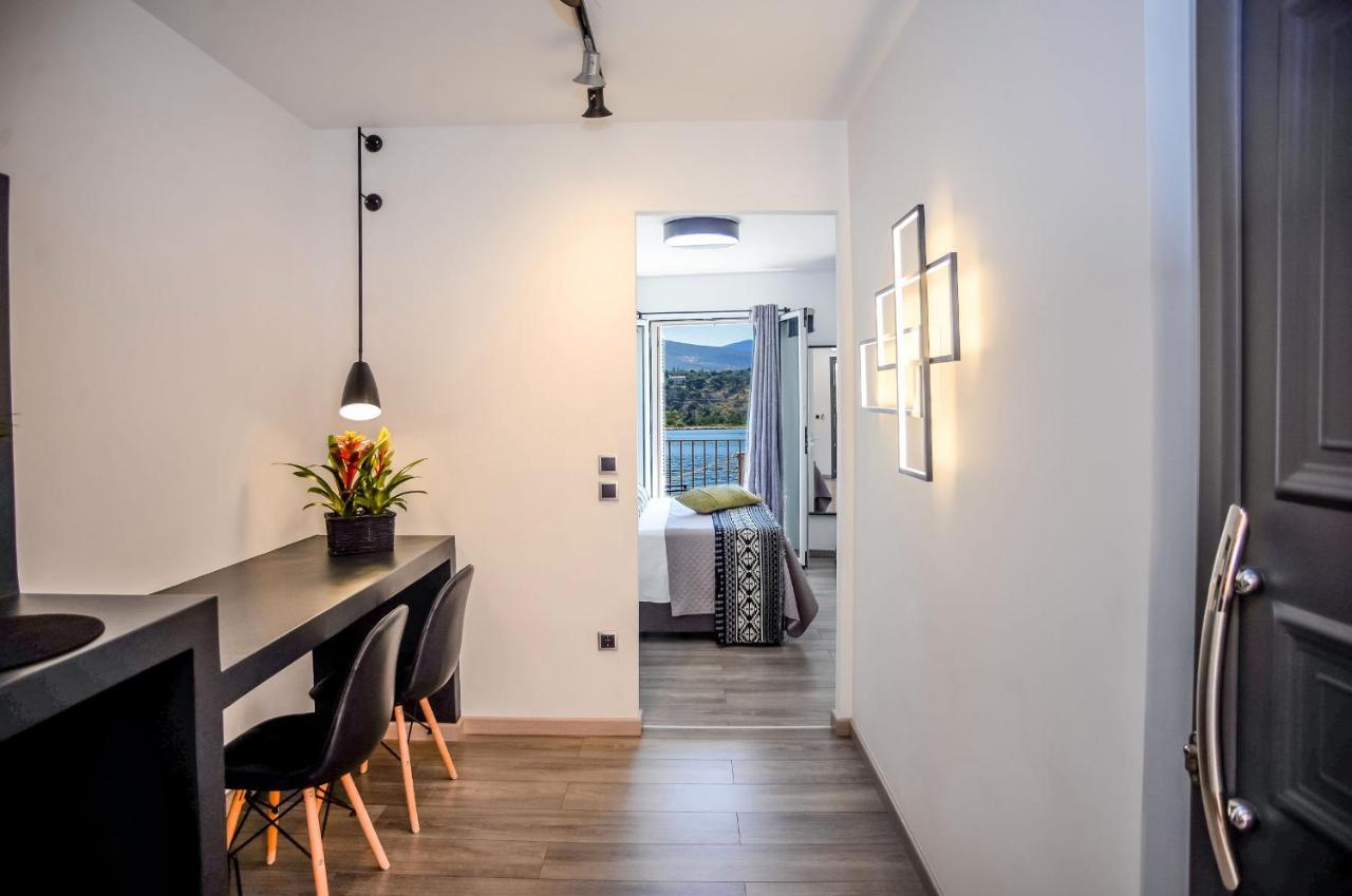 A & B Minimal Suite With Sea View In Argostoli Exterior foto